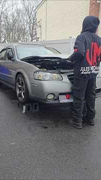 Nissan Maxima oil change under 2 minutes 🔥⚒️ #nissanmaxima #oilchange #6speedmanual #julesmechanics