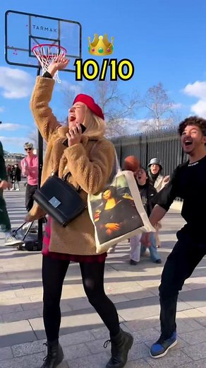 Witch one is the best between the first one the last one ! 😃 @Etienne #basketball #reaction #foryou