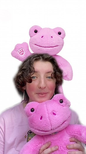 Playful Pink Frog Videos: Cute and Entertaining Froggy Fun