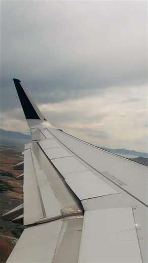 Takeoff time lapse wing view #plane #aviation #airport #nothingimposibleinthisworld