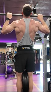 2.7K views · 56 reactions | Try this upper body workout  Want to train like me? Mix calisthenics and weights with my hybrid workout at fitnessfaqs website. | FitnessFAQs | Facebook