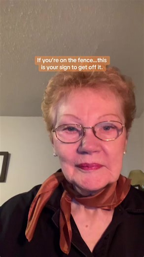 If you’re on the fence…this is your sign to get off it. Check out the no-tech proof, simple blueprint I use to boost my pension. #workfromanywhere #howtomakeextramoneyonline #over50womenmakingmoneyonline #digitalmarketingforseniors #passiveincomedigitalmarketing