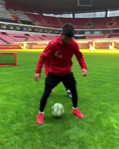 677K views · 1.1K shares | Training skills with pro player Mete Kaan Demir ⚽️ Filming by Zeyu M Wang | Moalifc | Facebook