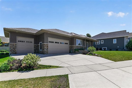 301 Venus Way, Madison, WI 53718 - MLS 2023475 - Coldwell Banker