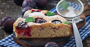 Gâteau aux prunes : la douceur fruitée à tester absolument