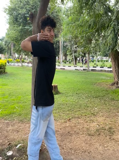 تفتكرو بمشي ازاي كده وكملن بلف دماغي 🤯😨 متنسوش تعملو متابعه ولايك وكومنت برايكم 💬❤ #هيمافليكس_الي_بيلف_دماغة #fyp #flexibility #هيماالمطاطي #هيما_فليكس