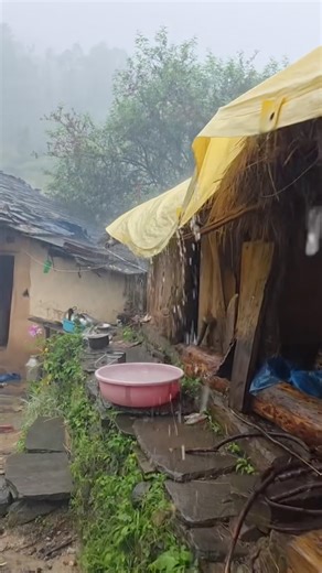 Real Struggle of a Poor Family in Remote Himalayan Nepal Village During Heavy Rain and Storm