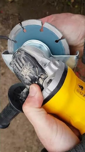 Dewalt 18/20v DCG412 Angle grinder disc change. Allen key.