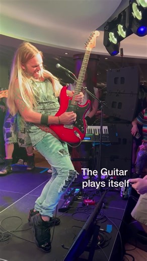 Ozzy Osbourne's Guitar Solo with Zakk Wylde: A Moment to Remember
