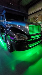 🏁🏁🏁 45' Renegade Silver Crown & 36' Stacker Trailer w/ #BOOGEYLIGHTS 🎯 Give us a call and get #LIT🔥 today: 800 847 1359 (M-F 9am-5pm ET) ☎️ 📸: Robert E. 👊: @renegade.rv 📌: Boogey HQ - Florence, KY | Boogey Lights