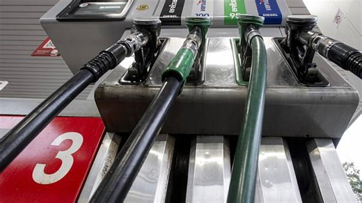 Paliva v Pardubickém kraji od minulého týdne zlevnila o desítky haléřů