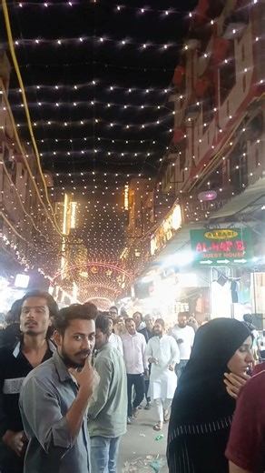 Ye Hai Delhi Ka Famous Chandni Chowk Market 🛍️ | Viral Street View #shortvideo