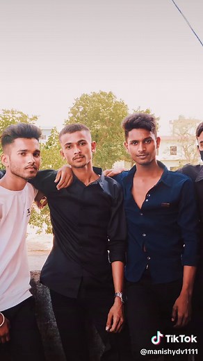 #CapCut #friends #gang #friendship #fyp #trending #newview #tiktok #fipfap #death @सिद्धार्थ_धवले2 @ᴘᴀᴤᴡᴀɴ ɪᴛᴢ ʙᴀᴄᴋ @balam g I love you @Sudeep Yadav3620 @BHW__Vlog🚴‍♀️🚴‍♀️ @🔱𝑹ᴏʜɪᴛ🥀