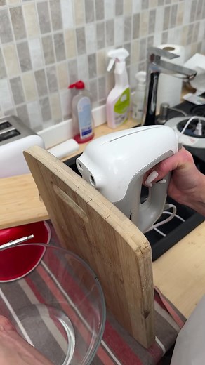 Smart Kitchen Hack! | Escuela Panda