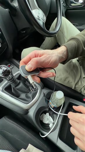 Bluetooth Audio Transmitter for Car Listening