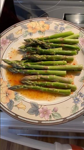 How to Steam Asparagus in the microwave #shorts #microwaveasparagus