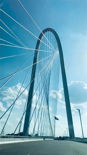 Driving through the arches: Dallas bridge