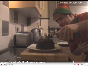 HOW TO MAKE A CHRISTMAS PUDDING IN A MICROWAVE