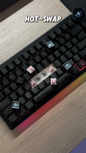 AK820 V2 with smart display, elevated typing feel