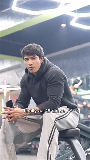 यश रोहिल्ला🚩 on Instagram: "Ending recovery phase with @kapiva_official Strength, Stamina & Endurance are sky high. Weights moving like butter, do get your Shilajit Gold from www.kapiva.com follow @fit.yashh for more ❤️ #instagram #fyp #instagram #gymmotivation #instagood #explorepage #viral #instadaily #insta #instadaily #explorepage #trendalert #viralreels"