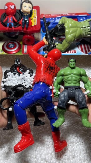 hunting toys Venom Spider-Man vs Hulk