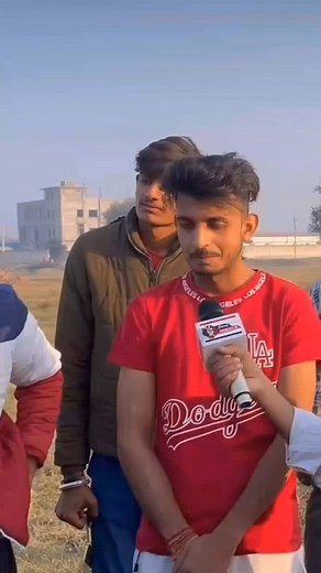 This course goes beyond audition prep, focusing on the entire craft of acting to help you not only book the job but nail the role on set or stage. 🎥📚 Required Texts:🔹 A Challenge for the Actor by Uta Hagen🔹 Fine On Acting: A Vision of the Craft by Howard FineBe sure to grab your books before the first class and start reading Howard’s book to dive into this transformational experience. 📖➡️ Class begins October 15th at 10 am PTto build the foundation of your acting craft?Join us in-person at 