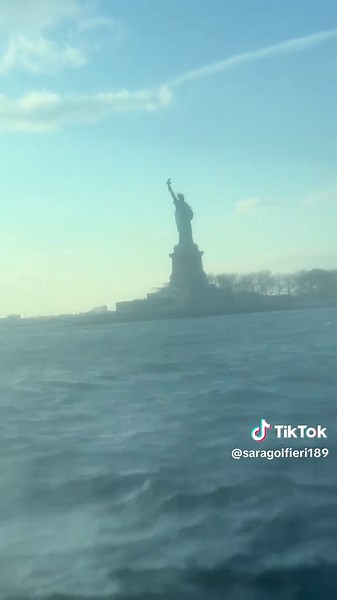 sgolfi (@saragolfieri189)’s videos with Beneath Your Beautiful (feat. Emeli Sandé) - Labrinth