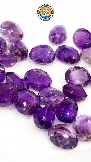 Amethyst Healing Properties and Benefits:Amethyst is a powerful and protective stone that has a wide range of benefits. Some of the healing properties and powers of Amethyst are below:💜Natural tranquilizer: Amethyst relieves an individual from stress and strain, soothes irritability, balances mood swings, dispels anger, rage, fear and anxiety.Amethyst activates spiritual awareness: This precious stone has outstanding healing and cleansing powers. It does this by opening intuition and enhancing 