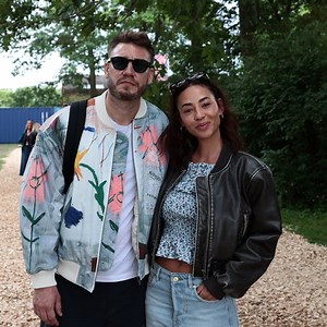 Sus Wilkins på Roskilde med Bendtner: Glæder mig mest til en drink