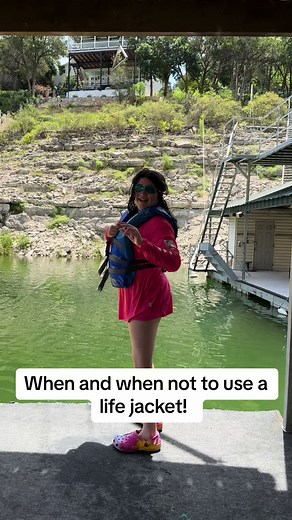 Life jackets and puddle jumpers are for OPEN water NOT the pool! #watersafety #fyp #foryou #foryoupage #education #learn #boat #boatsafety #safety #pool #lifejacket #swim #lake #survival #skills #summer #swimlessons #texas #dobetter #supervision