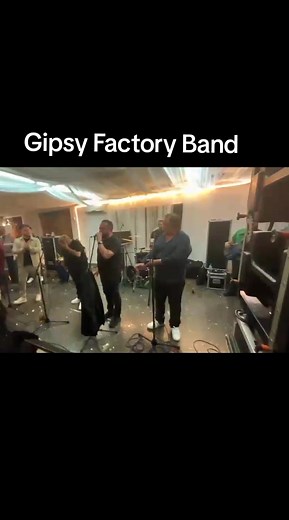 #lentejas ##garbanzos # #GipsyFactoryBand # #alpasarlabarca # #miguelfernandez #