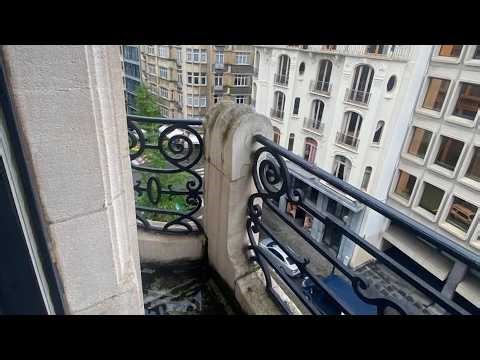 Smartflars - Collector, Brussels, Belgium | Travel With Dhruvika