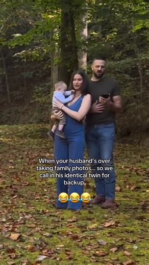 Elise Delamare | San Francisco Photographer on Instagram: "She birthed your babies you can stand in photos for a few mins 🙏🏻🤭 San Francisco wedding photographer, San Francisco family photographer, Sacramento wedding photographer, Sacramento family photographer, Vacaville photographer, Vacaville California, Northern California weddings, Disney weddings, Disney brides, Disney family portraits, Disney photoshoots, Napa weddings, Napa family photographer"