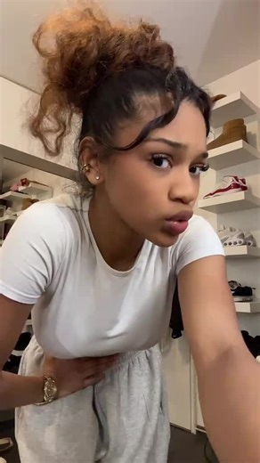 Découvrez le String Tana : Élégance Assurée !