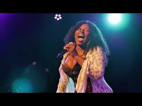 I Will Survive - Amy Keys (Artists Rise Up LA)