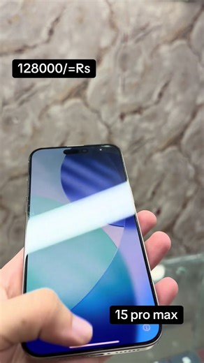 15 Pro Max Condition Overview: Screen and Performance