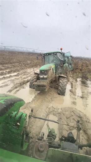 You might think it’s a bit wet 🫣 #agriculture #farming #johndeere #tractorfails #agrifails farming tractor bogged agri funny fails driver accident combine driver error