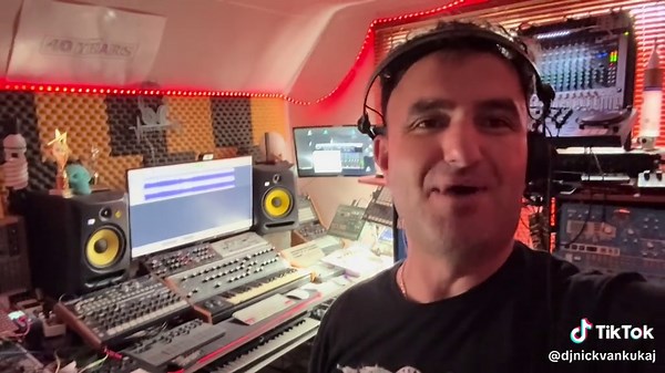 Hi all,I hope you’re all doing well, wherever you are on this beautiful planet 🌍 and in every walk of life. Today I finally found some time to record Atomic Trance Podcast – Episode 31 🚀 A full 2 hours packed with pure energy and uninterrupted music! This episode is loaded with: 🔥 Classic Remixes 🔥 Modern Trance 🔥 Hard Trance 🔥 Uplifting Trance 🔥 Tech Trance 🔥 Hard Dance https://soundcloud.com/nickvankukaj/atomic-trance-episode-31?si=0c63aa273cf448ca8041722be30e99fe&utm_source=clipboard&