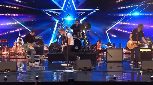 829K views · 17K reactions | Middle School Band Chapter 13 Gets Amanda's GOLDEN BUZZER By Rocking Stevie Wonder Classic | World Best Talent | Facebook