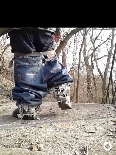 Ewing 33: The Ultimate Sagging Style