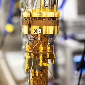 Finští fyzikální mágové propojili časový krystal s mechanickým oscilátorem