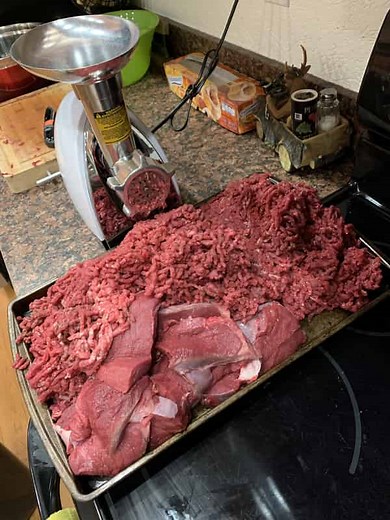 How Much Pork Do You Mix With Venison? (Best Ratio) • Outdoors Mecca