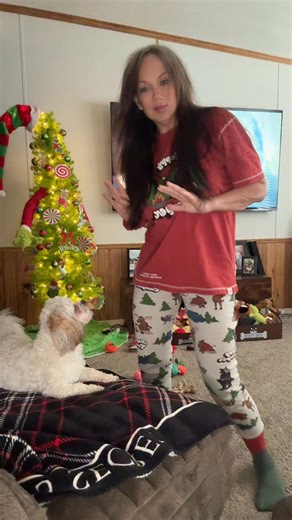 Geneva Dickens on Instagram: "I can’t dance but I can aggravate the babies"