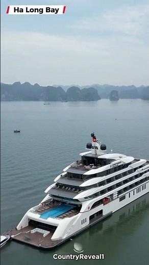 Ha Long Bay, Vietnam 🇻🇳 | A Natural Wonder of 1000 Islands#halongbaytravel#naturelovers l#bucketlist