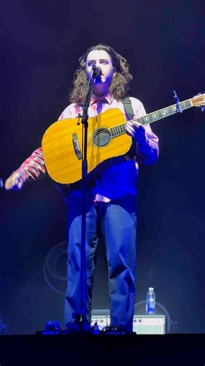 Vancouver’s Peach Pit played Budweiser Stage tonight!#PeachPit #CanadianMusic #CanadianRock #Magpie #TorontoConcert | SiriusXM Canada