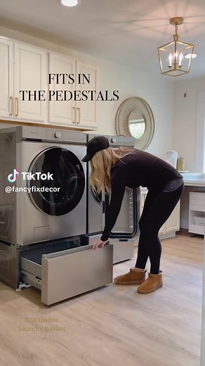 Space-Saving Collapsible Laundry Basket - Laundry Pedestal Storage Solution