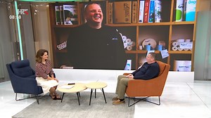 RODITELJSKI KUTAK Današnji gost naše Doris Pinčić uspješan je poslovni čovjek i roditelj dvoje male djece, i to ne bi bila neobična prica da Siniša nije slijep od rođenja. Doznajemo kako je bilo odrastati kao slijepa osoba i kako on danas kao roditelj funkcionira sa svojom obitelji, na poslu i s kakvim se izazovima susreće. #roditeljstvo #djeca #obitelj #sljepoća #invaliditet #dobrojutro #inspieacija | Dobro jutro, Hrvatska