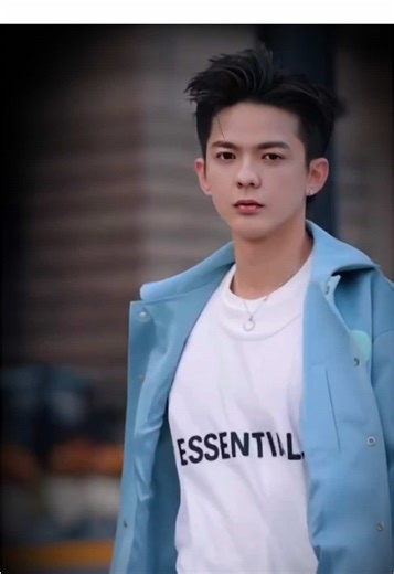 ‏🤦‍♂️🫣 #Model in the #Metro #City