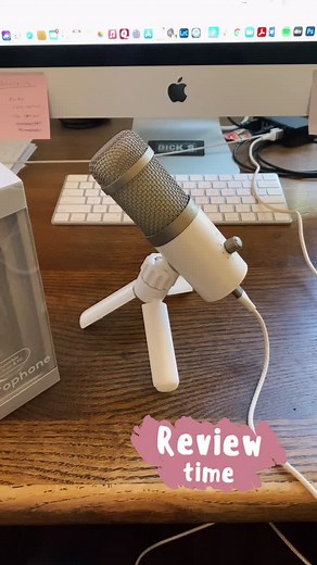 Heyday Desktop Mic Review for Bloggers