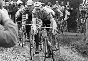 29K views · 427 reactions | Confirmation for Kelly as he wins his second Paris-Roubaix. Francesco Moser, Greg LeMond and others have to play second fiddle to the Irishman. Adri Van der Poel and the late Rudy Dhaenens finish in the top 3. It's also the first Paris Roubaix for Team 7 Eleven. | IDLProcycling | Facebook